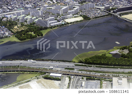 Aerial view of the vicinity of Yatsuhigata Park in Chiba Prefecture 108611141