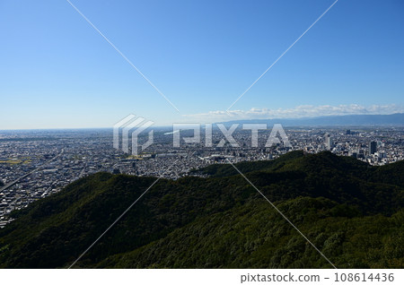 Tembo seen from the restaurant rooftop of Mt. Kinka, Gifu Castle (toward Mt. Ibuki/Kyoto) 108614436