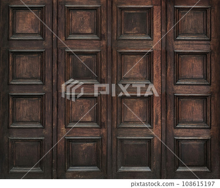 Classic wall with vintage brown old wood panels Classic wall with vintage brown old wood panels 108615197