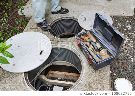 住宅用聯合處理化糞池的維護、保養、檢查和測量 108622733