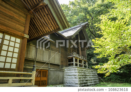 新潟縣上越市上越春日山神社正殿 新潟縣上越市上越春日山神社正殿 108623618