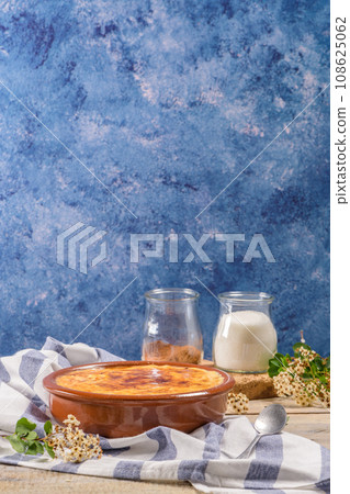 Portuguese leite creme Portuguese leite creme 108625062