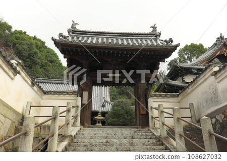 竹原市西芳寺三門 竹原市西芳寺三門 108627032