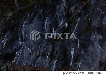 防止山體滑坡的斜坡 防止山體滑坡的斜坡 108630023