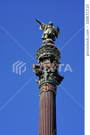 Monument of Christopher Columbus in the harbor of Barcelona against the blue sky, Catalonia, Spain Monument of Christopher Columbus in the harbor of Barcelona against the blue sky, Catalonia, Spain 108631510