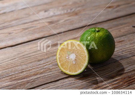 Phantom Fruit Jabara Made in Kitayama Village, Wakayama Prefecture Old board background 108634114