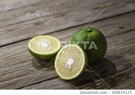 Phantom Fruit Jabara Made in Kitayama Village, Wakayama Prefecture Old board background Phantom Fruit Jabara Made in Kitayama Village, Wakayama Prefecture Old board background 108634125