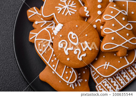 Delicious gingerbread cookies with honey, ginger and cinnamon Delicious gingerbread cookies with honey, ginger and cinnamon 108635544