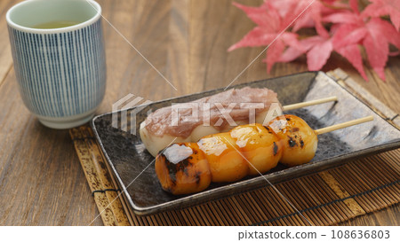 串團子和綠茶｜御手洗團子和紅豆沙團子 108636803