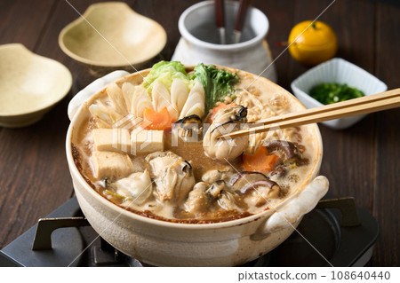 Oyster noodle pot 108640440