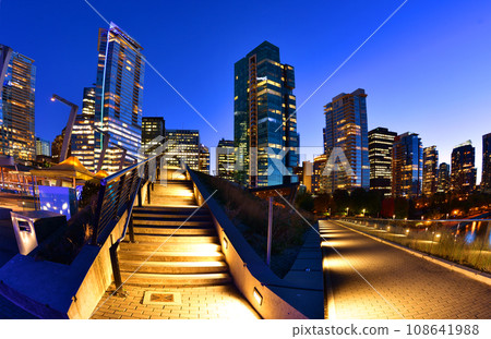 Beautiful view of Vancouver skyline with harbor at sunset, British Columbia, Canada 108641988
