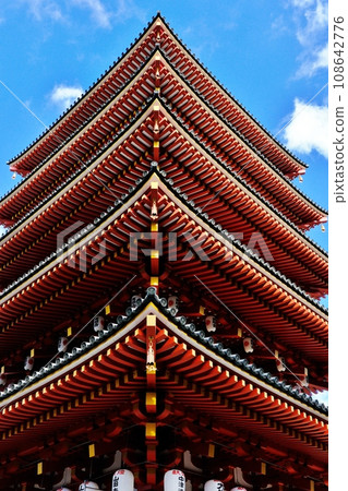 Takahata Fudoson Kingoji Five-storied pagoda 108642776