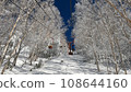 從滑雪場纜車看到的景色（長野） 108644160