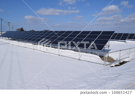 雪國太陽能電池板 雪國太陽能電池板 108651427