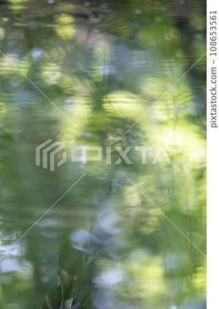 Fresh greenery reflected on the water surface (Oyama Kagami Ganari) Fresh greenery reflected on the water surface (Oyama Kagami Ganari) 108653561