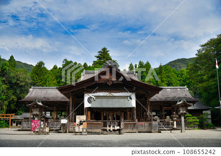 Tosa Shrine (worship hall) [Kochi City, Kochi Prefecture] 108655242