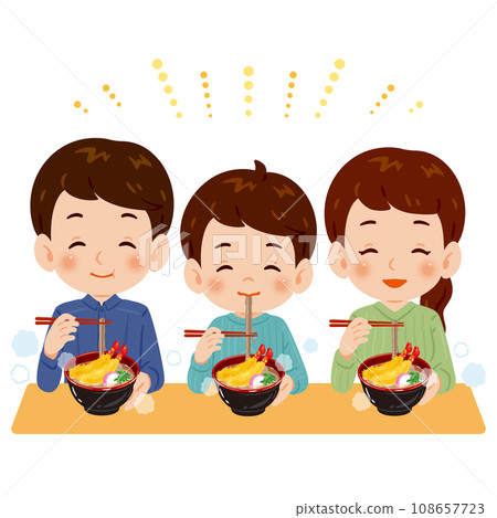 A family eating shrimp tempura soba 108657723