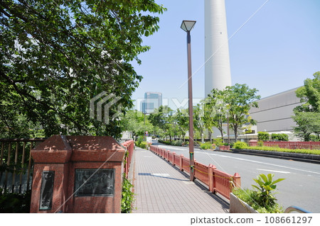 Fresh green Meguro River, Tokyo Fresh green Meguro River, Tokyo 108661297