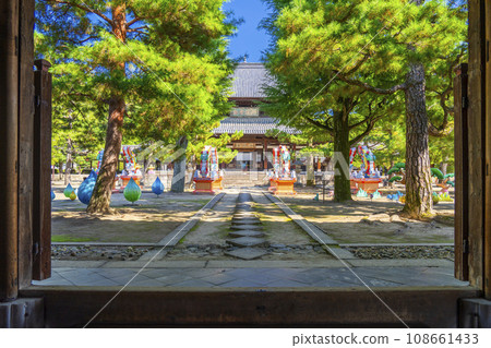 The main temple of the Obaku sect "Manpukuji" Daiyuhoden -- Obaku Lantern Festival -- The main temple of the Obaku sect "Manpukuji" Daiyuhoden -- Obaku Lantern Festival -- 108661433