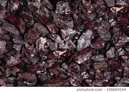wet small non-uniform stones burgundy-gray color, background, texture wet small non-uniform stones burgundy-gray color, background, texture 108669544