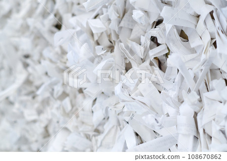 Omikuji Omikuji 108670862