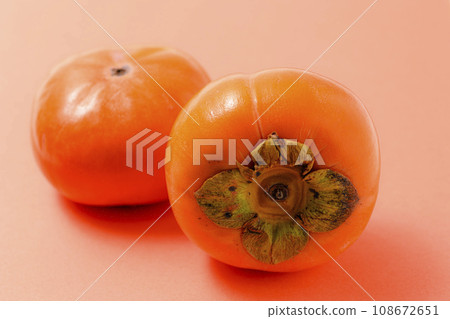 Jiro persimmons from Toyohashi City, Aichi Prefecture 108672651