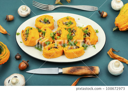 Pumpkin rolls, pie with mushrooms 108672973