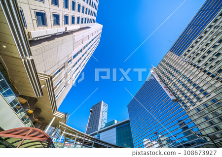 日本橫濱城市景觀，俯瞰橫濱第一大廈等。 108673927