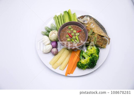 Famous Thai food that common served in most Thai Restaurants Famous Thai food that common served in most Thai Restaurants 108678281
