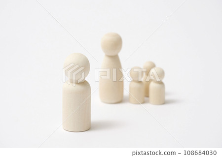 Image of divorce 108684030