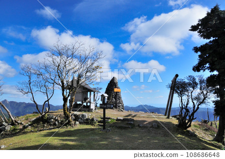 Summit of Mt. Watamukai (Otaka Shrine/Tower of Youth) [Hino Town, Gamo District, Shiga Prefecture] 108686648