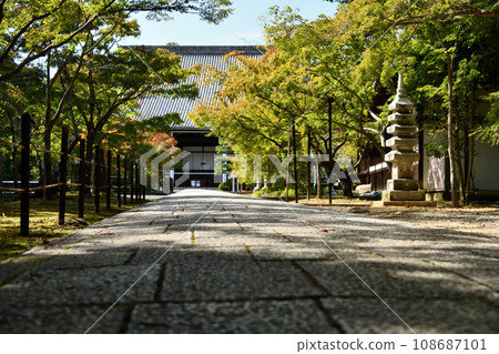 西山淨土宗總寺光明寺（禦榮堂）[京都府長岡京市] 108687101
