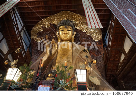 岐阜大佛正面 108687940