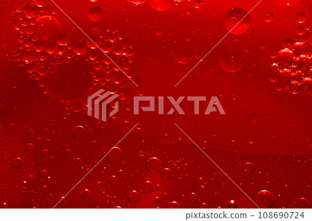 Water bubble texture on red background 108690724
