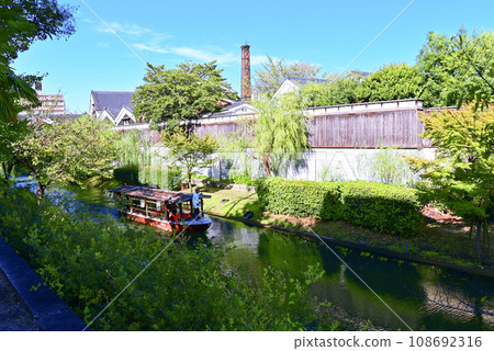 伏見清酒倉庫風景 伏見清酒倉庫風景 108692316