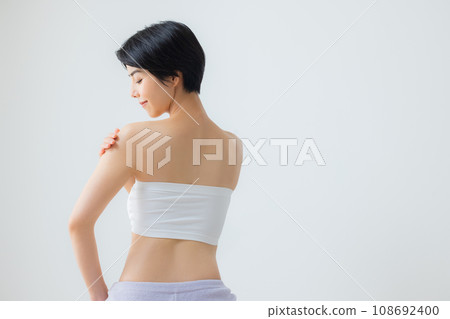 A young lady's back 108692400