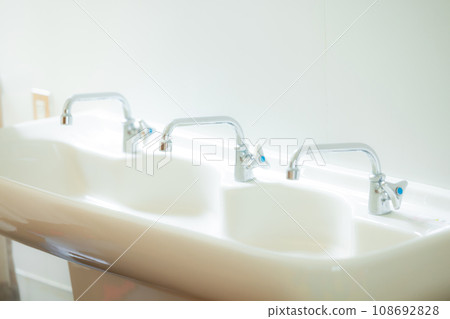 Nursery school wash basin Nursery school wash basin 108692828