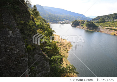 View from Fudo Ohashi Bridge, Lake Agatsuma, autumn leaves season View from Fudo Ohashi Bridge, Lake Agatsuma, autumn leaves season 108694229