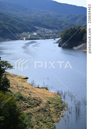 從不動大橋看吾妻湖，傍晚時分 108694463