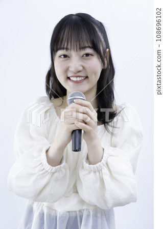 A young lady to sing 108696102