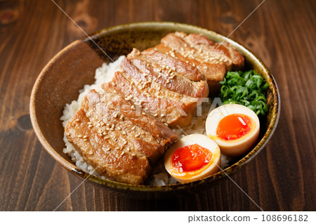 煮鰹魚 煮鰹魚 108696182