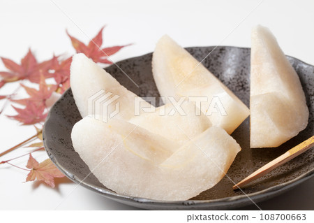 Autumn fruit Niitakanashi, a pear loved by both adults and children Autumn fruit Niitakanashi, a pear loved by both adults and children 108700663