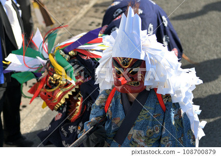 Banshu Ako Nitta Hiyoshi Shrine Autumn Festival Tengu and lion dance parade in town Banshu Ako Nitta Hiyoshi Shrine Autumn Festival Tengu and lion dance parade in town 108700879