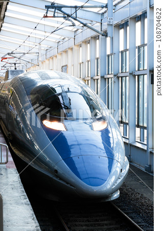 500 series Shinkansen (stopping at Okayama Station) 500 series Shinkansen (stopping at Okayama Station) 108704622