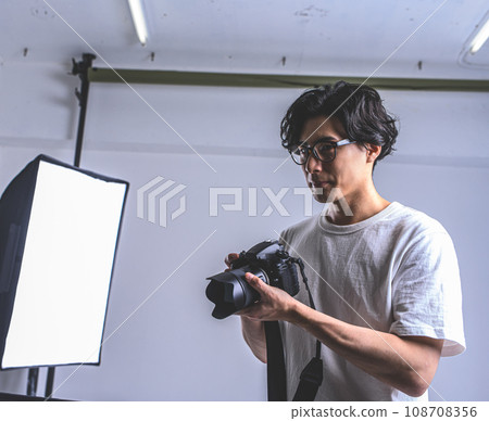 Studio with photographer Studio with photographer 108708356