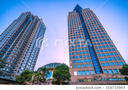 Japan's Yokohama cityscape overlooking the Nisseki Yokohama Building, Yokohama Bank, etc. 108710993