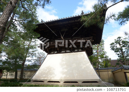 Daitokuji Bell Tower, Murasakino, Kita-ku, Kyoto 108713701