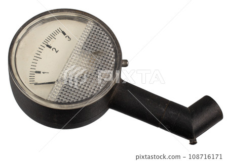 Vintage retro automotive manometer 108716171