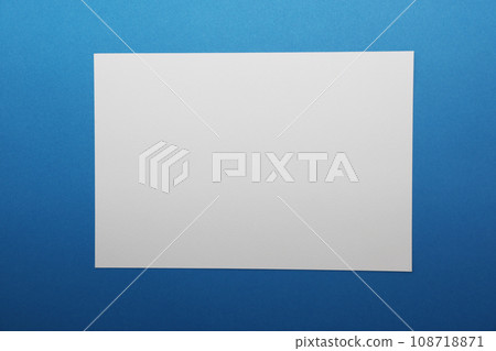 Message card_blank paper 108718871