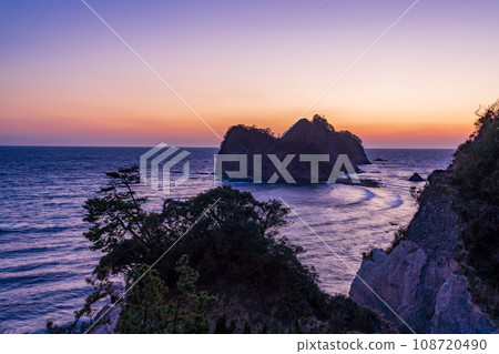 (靜岡縣)西伊豆堂島、三四郎島、瀨濱夜景 (靜岡縣)西伊豆堂島、三四郎島、瀨濱夜景 108720490
